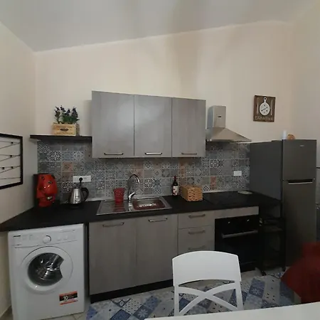Leondoro 39 Tatil Evi Santa Flavia